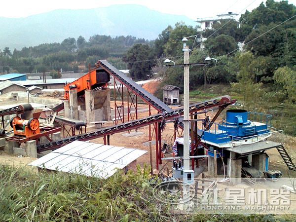 冲击式破碎机现场图