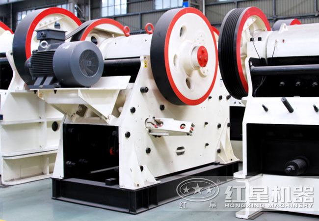 CJ系列欧版颚式破碎机背面实拍