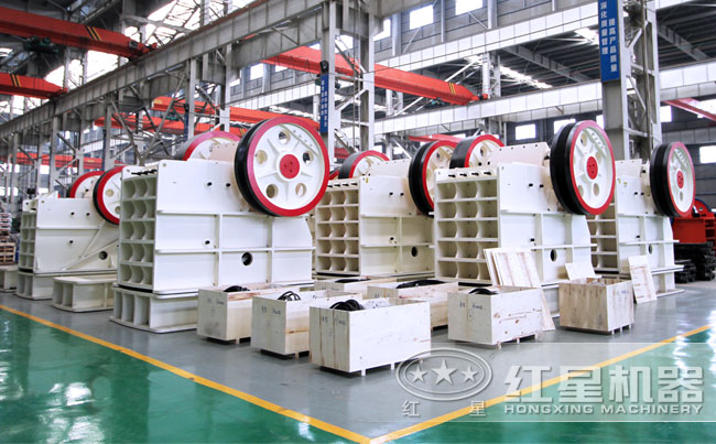 德版颚式破碎机车间实拍