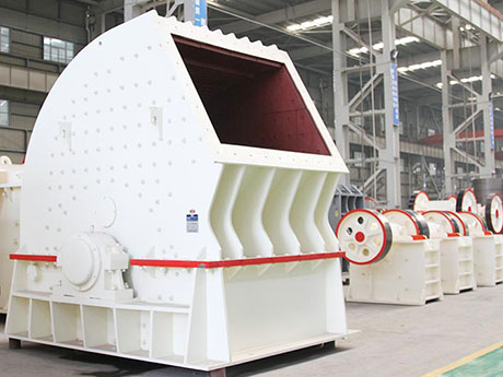 想买一台每小时产1000吨破碎机,能介绍几款吗