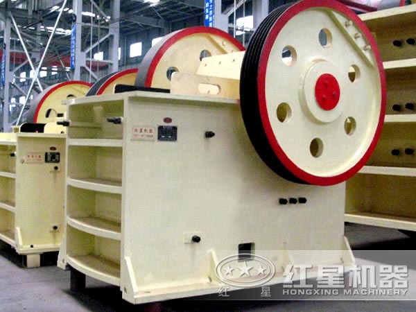 鄂式破碎机 鄂式破碎机