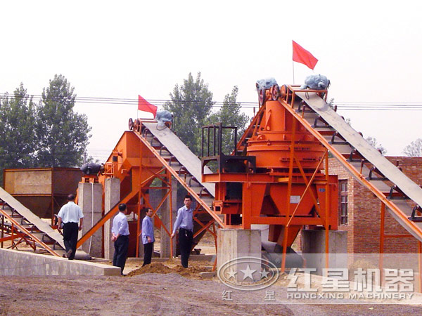 冲击式破碎机现场维护图 冲击式破碎机现场维护图