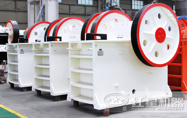粗碎机/粗式颚式破碎机 粗碎机/粗式颚式破碎机