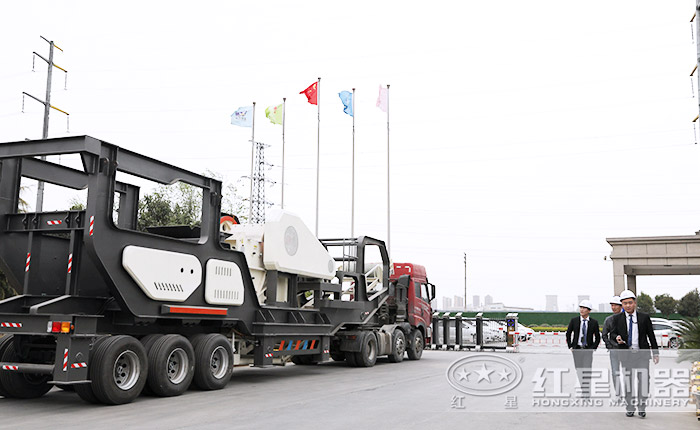 移动碎沙机发货中 移动碎沙机发货中